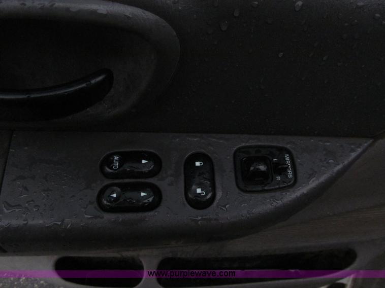 image for item E4595 2004 Ford F150 Heritage XLT SuperCab pickup truck