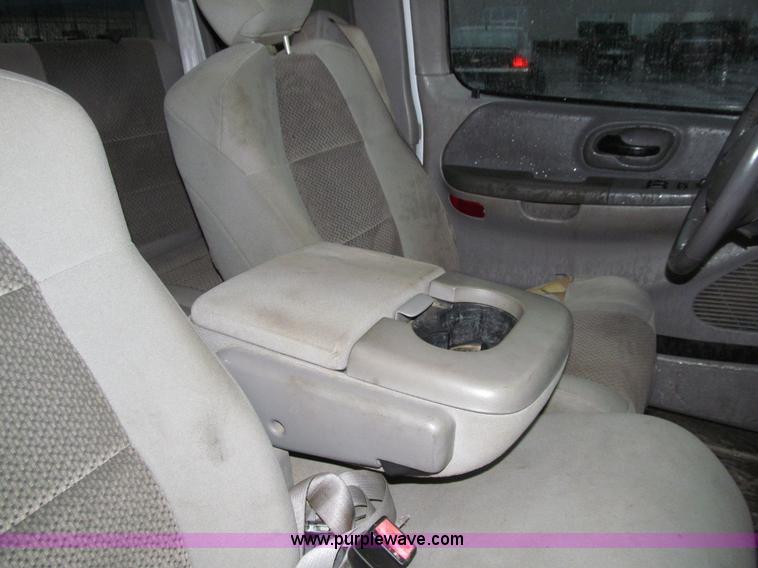 image for item E4595 2004 Ford F150 Heritage XLT SuperCab pickup truck