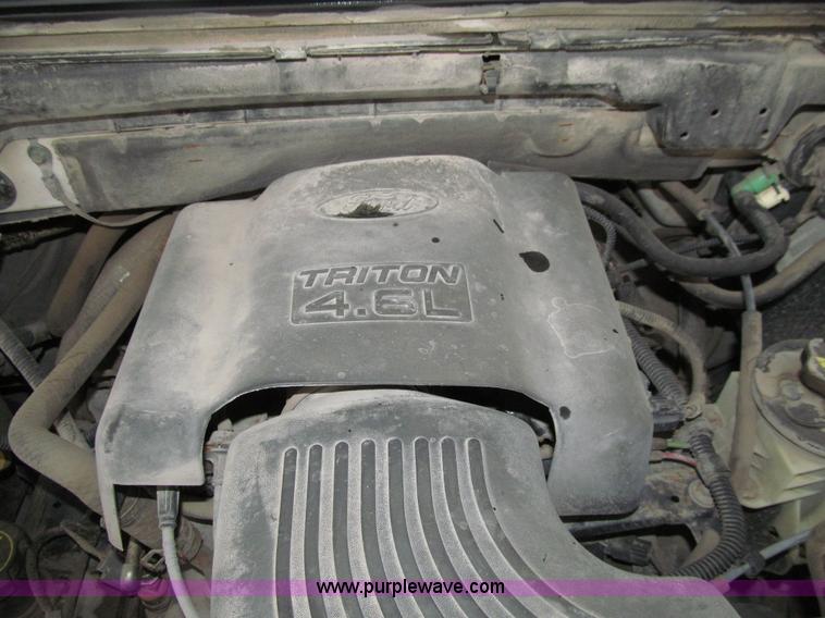 image for item E4595 2004 Ford F150 Heritage XLT SuperCab pickup truck