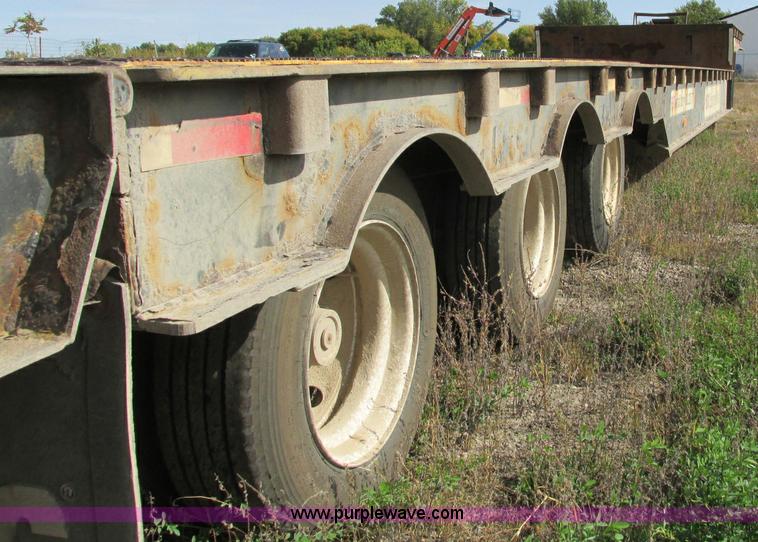 image for item E5215 2007 Ledwell LW53HT3-10-PB Hydratail lowboy triple axle trailer