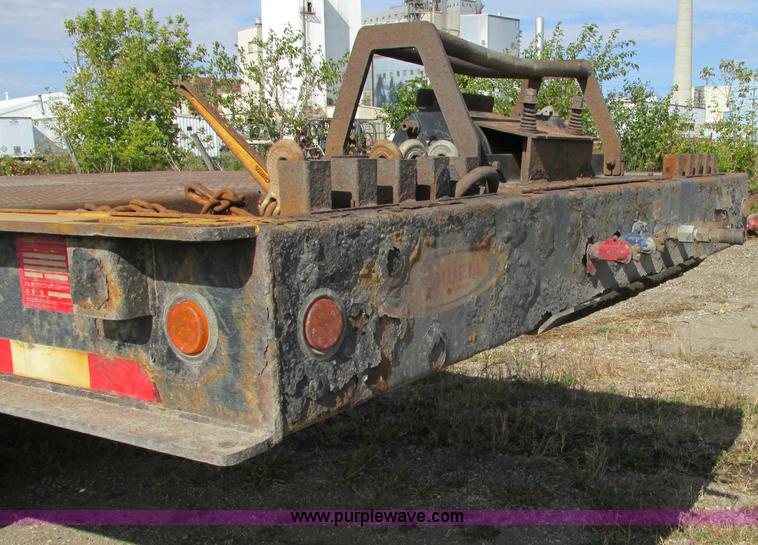 image for item E5215 2007 Ledwell LW53HT3-10-PB Hydratail lowboy triple axle trailer