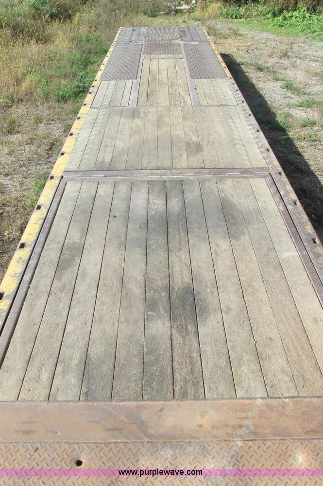 image for item E5215 2007 Ledwell LW53HT3-10-PB Hydratail lowboy triple axle trailer