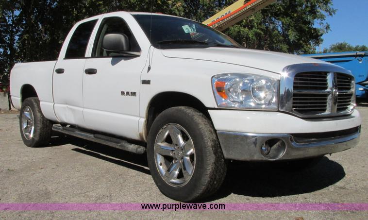 image for item G9224 2008 Dodge Ram 1500 pickup truck