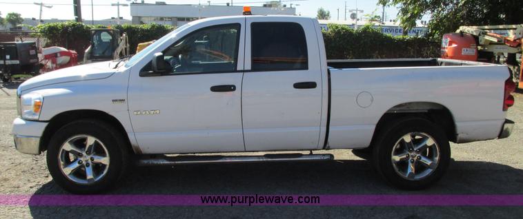 image for item G9224 2008 Dodge Ram 1500 pickup truck
