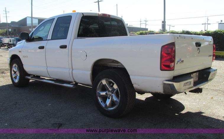 image for item G9224 2008 Dodge Ram 1500 pickup truck
