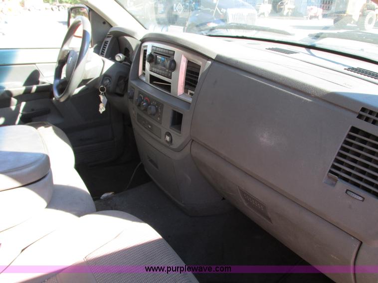 image for item G9224 2008 Dodge Ram 1500 pickup truck