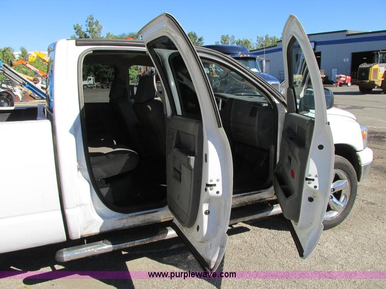 image for item G9224 2008 Dodge Ram 1500 pickup truck