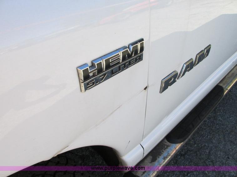 image for item G9224 2008 Dodge Ram 1500 pickup truck