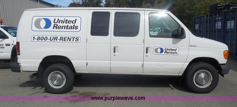 image for item I1316 2006 Ford E350 Super Duty van