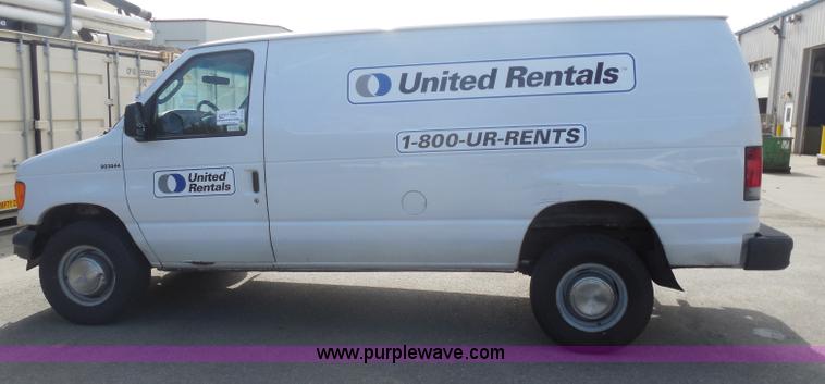 image for item I1316 2006 Ford E350 Super Duty van