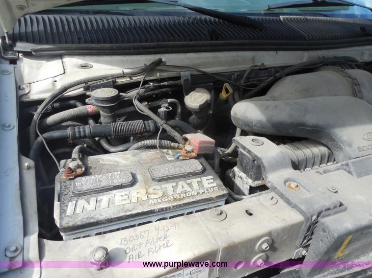 image for item I1316 2006 Ford E350 Super Duty van