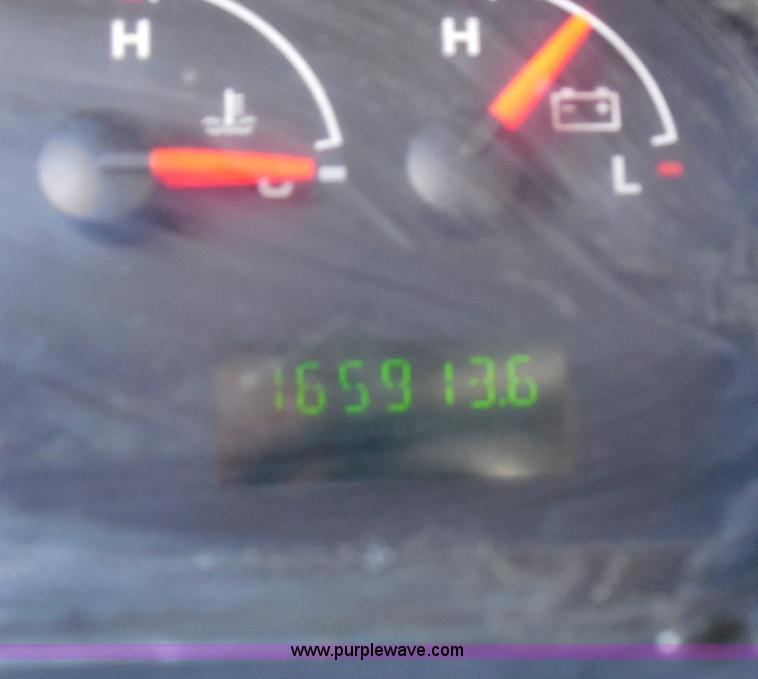 image for item I1316 2006 Ford E350 Super Duty van