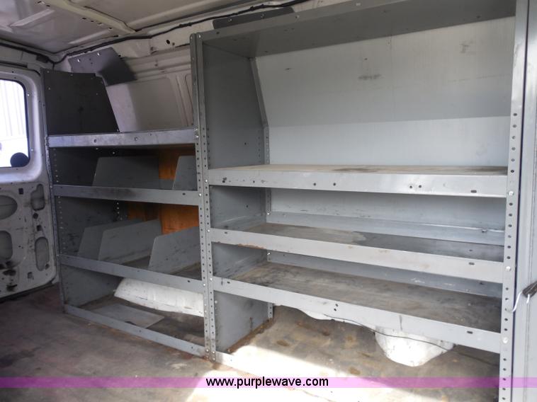image for item I1316 2006 Ford E350 Super Duty van