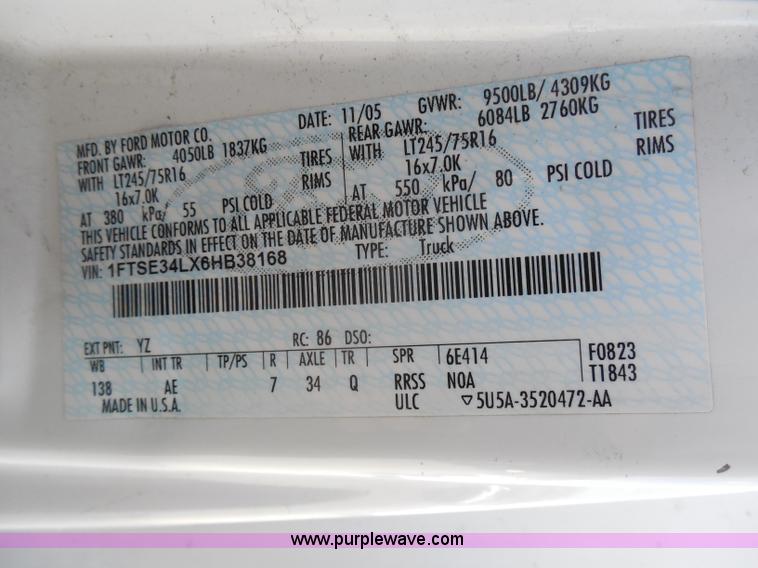 image for item I1316 2006 Ford E350 Super Duty van