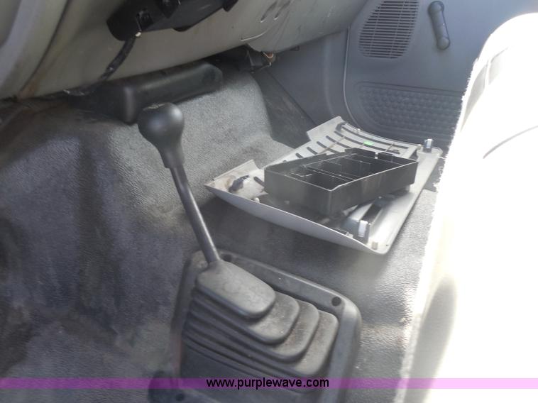 image for item I1317 2006 Ford F550 service truck