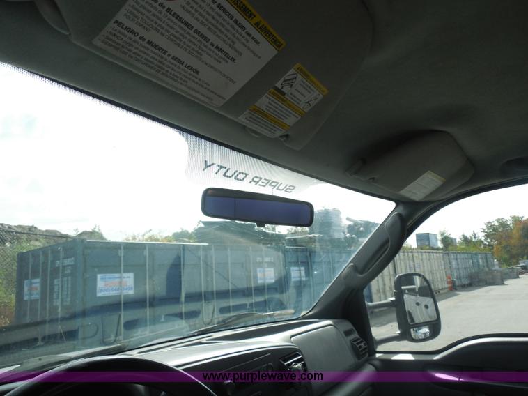 image for item I1317 2006 Ford F550 service truck