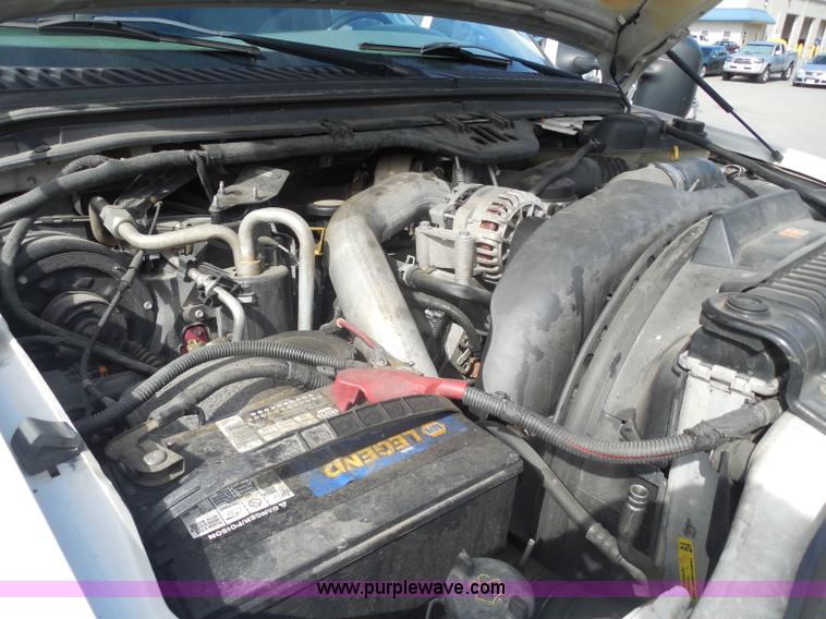 image for item I1317 2006 Ford F550 service truck