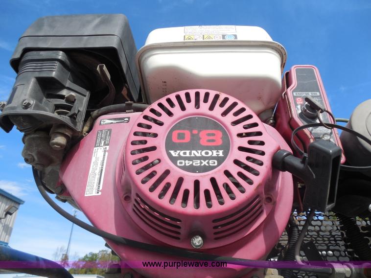 image for item I1317 2006 Ford F550 service truck