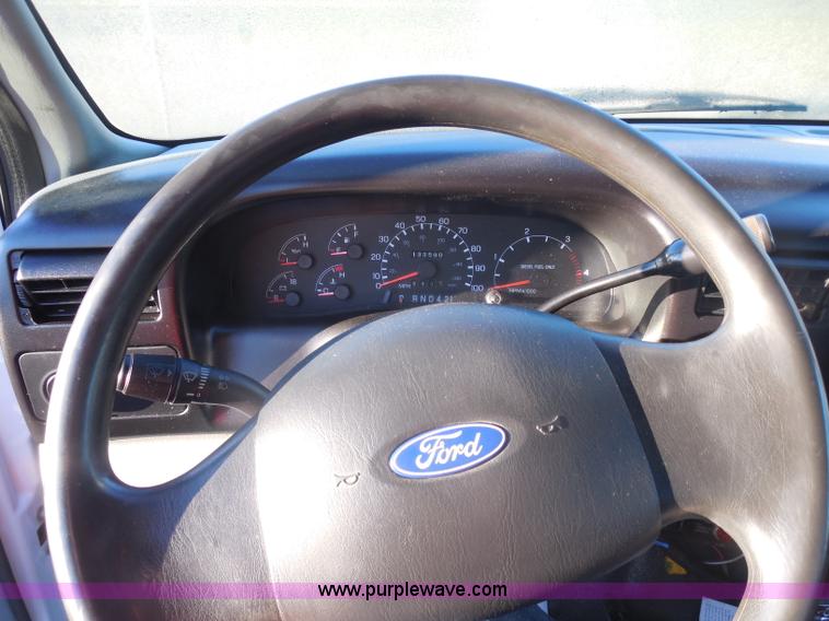 image for item I1318 2007 Ford F650 rollback delivery truck