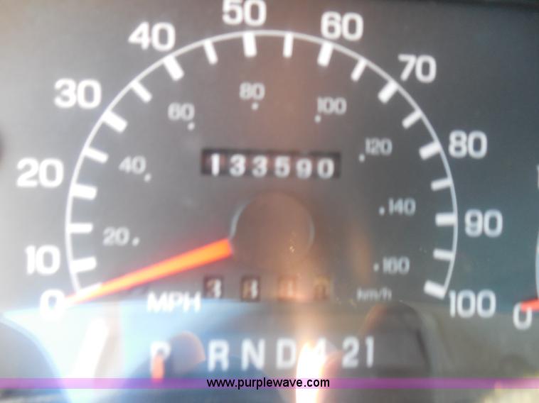 image for item I1318 2007 Ford F650 rollback delivery truck