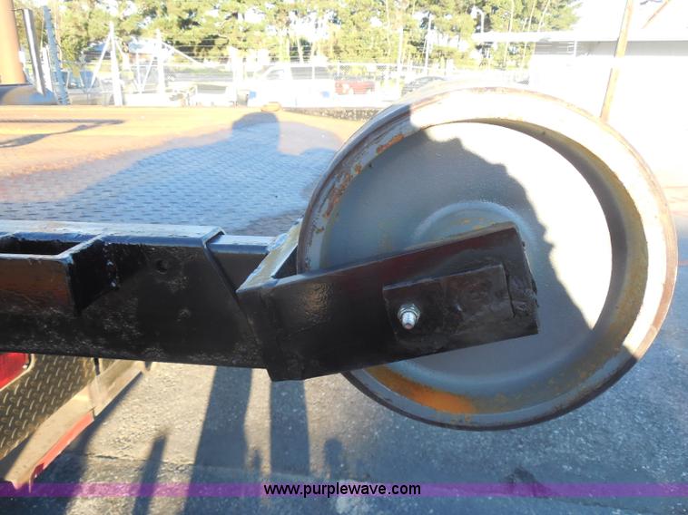 image for item I1318 2007 Ford F650 rollback delivery truck