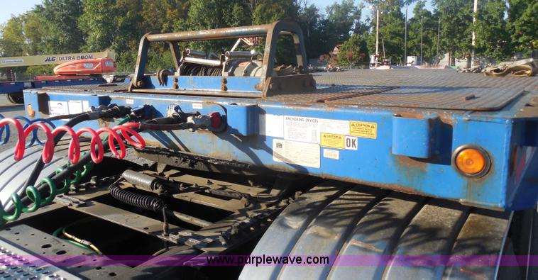 image for item I1331 2006 Trail King TK70HST-482 Advantage equipment trailer