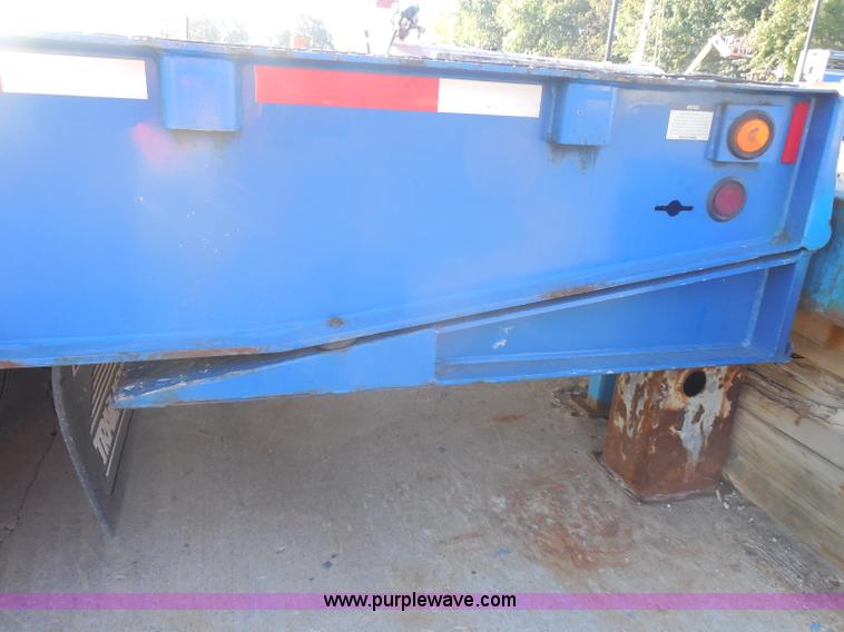 image for item I1331 2006 Trail King TK70HST-482 Advantage equipment trailer