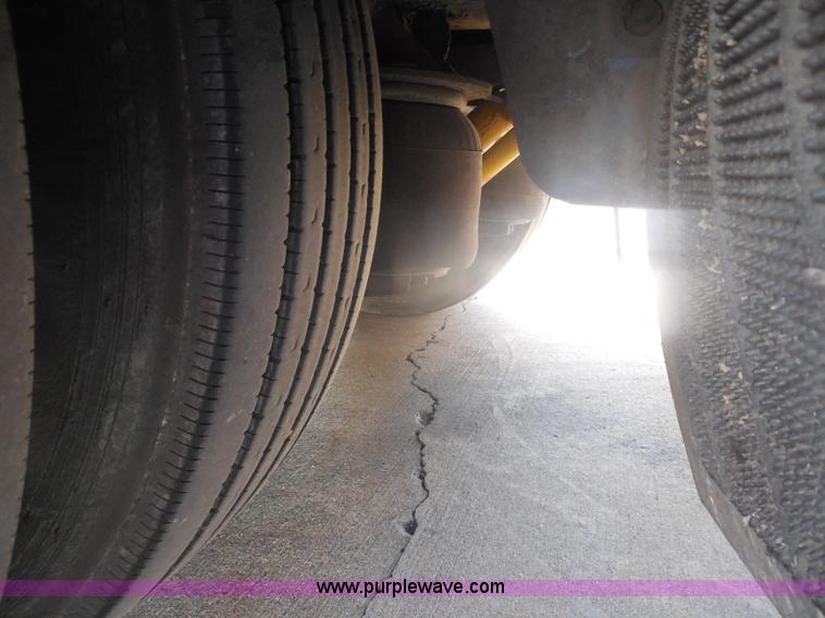 image for item I1331 2006 Trail King TK70HST-482 Advantage equipment trailer