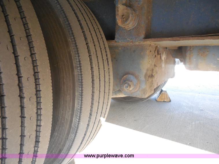 image for item I1331 2006 Trail King TK70HST-482 Advantage equipment trailer