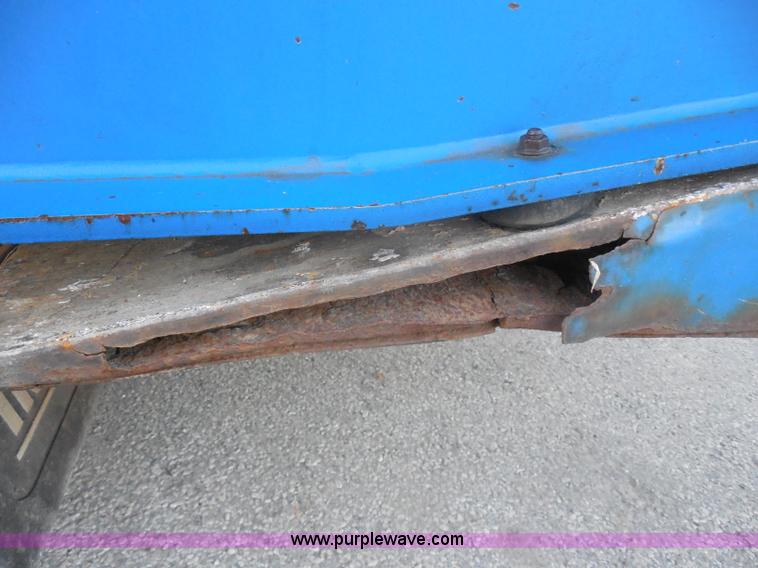 image for item I1332 2006 Trail King TK70HST-48 Advantage equipment trailer