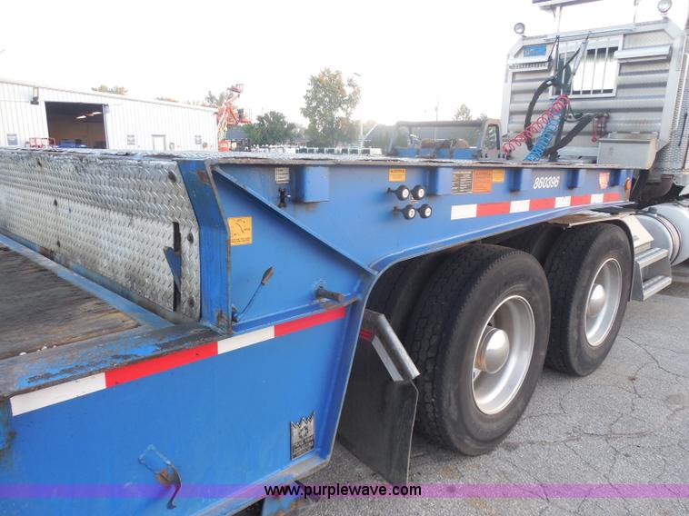 image for item I1332 2006 Trail King TK70HST-48 Advantage equipment trailer