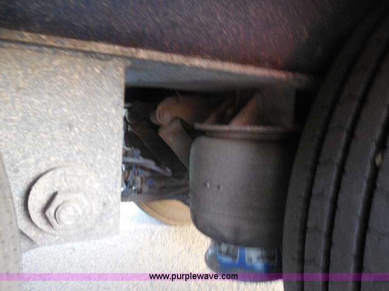 image for item I1332 2006 Trail King TK70HST-48 Advantage equipment trailer