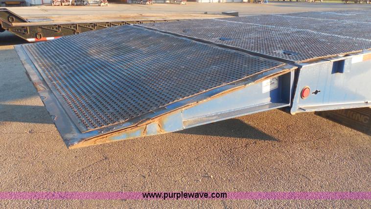 image for item I1332 2006 Trail King TK70HST-48 Advantage equipment trailer