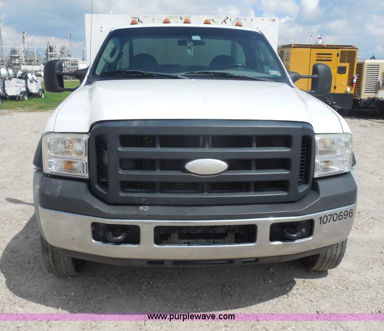 image for item I1333 2007 Ford F450 Super Duty service truck