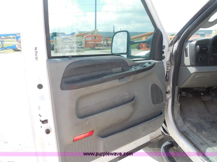 image for item I1333 2007 Ford F450 Super Duty service truck