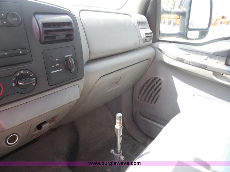 image for item I1333 2007 Ford F450 Super Duty service truck