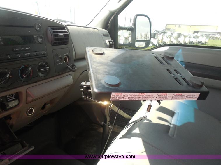 image for item I1334 2007 Ford F550 service truck