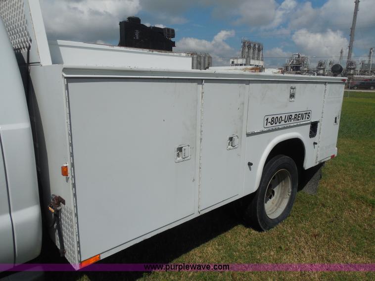 image for item I1334 2007 Ford F550 service truck