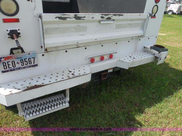 image for item I1334 2007 Ford F550 service truck