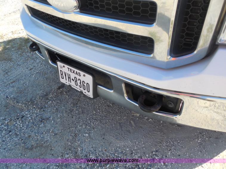 image for item I1335 2007 Ford F250 Super Duty XLT SuperCab pickup truck