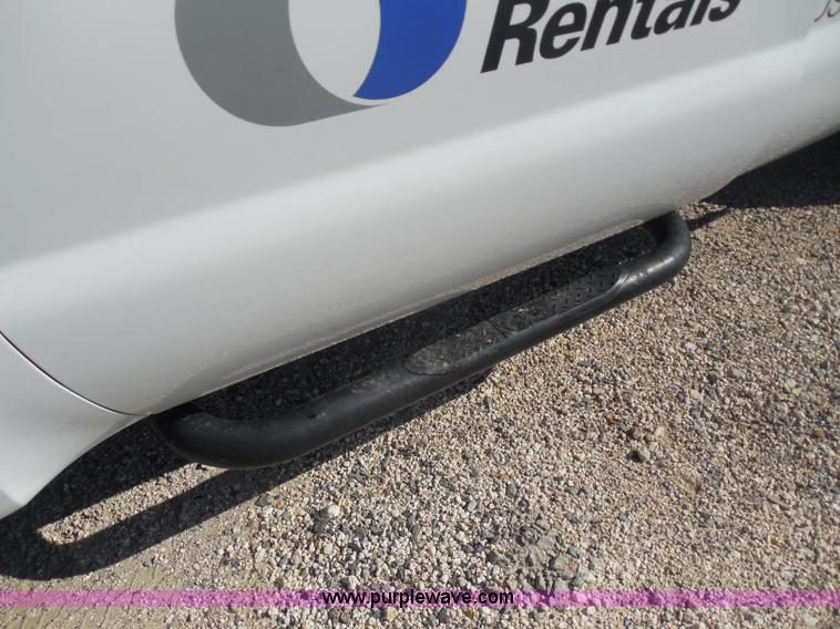 image for item I1335 2007 Ford F250 Super Duty XLT SuperCab pickup truck