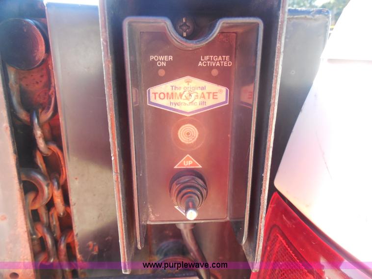 image for item I1335 2007 Ford F250 Super Duty XLT SuperCab pickup truck