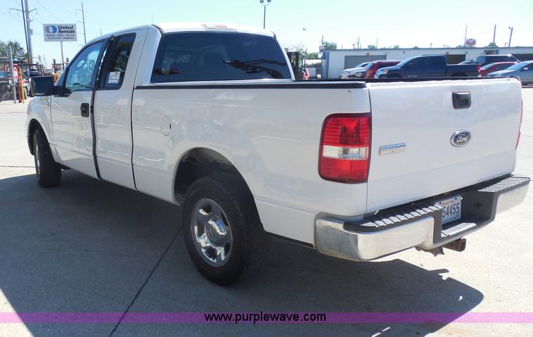 image for item I1342 2005 Ford F150 XLT SuperCab pickup truck