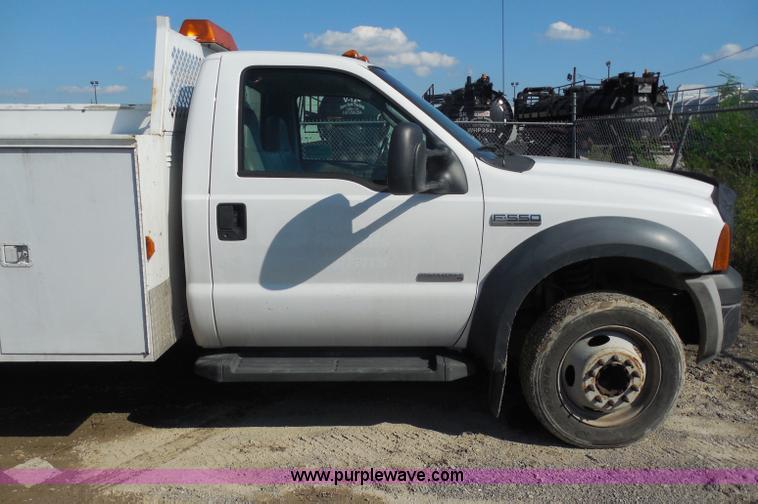 image for item I1343 2007 Ford F550 Super Duty service truck