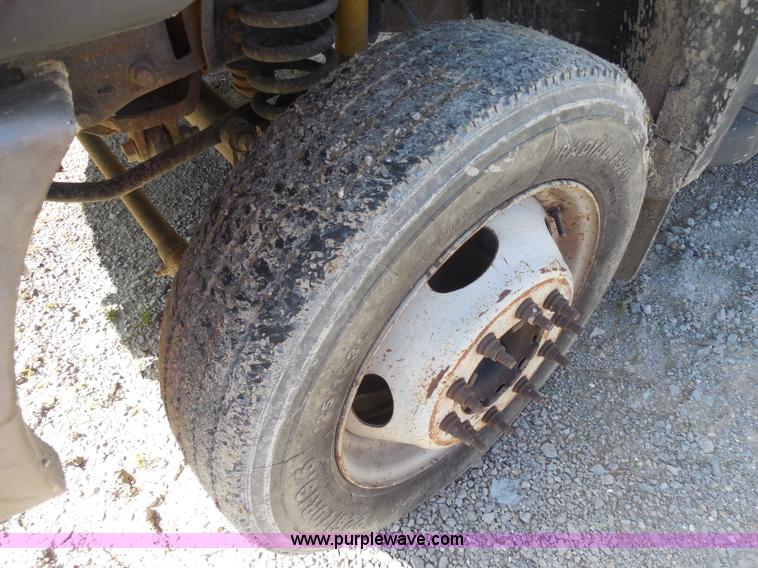 image for item I1343 2007 Ford F550 Super Duty service truck