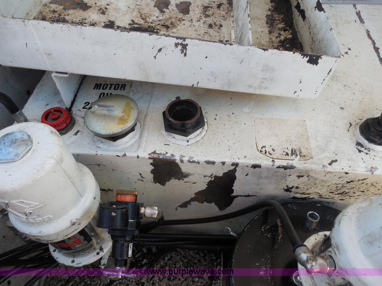 image for item I1343 2007 Ford F550 Super Duty service truck