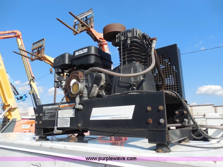 image for item I1343 2007 Ford F550 Super Duty service truck