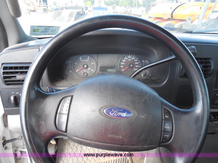 image for item I1344 2007 Ford F550 Super Duty service truck