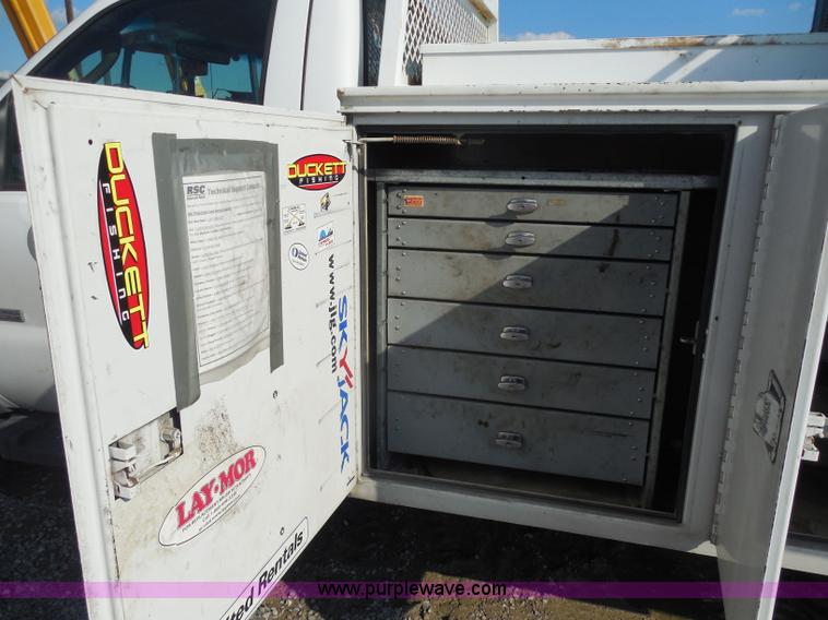 image for item I1344 2007 Ford F550 Super Duty service truck