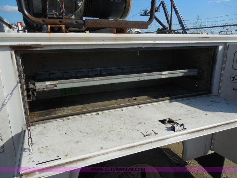 image for item I1344 2007 Ford F550 Super Duty service truck